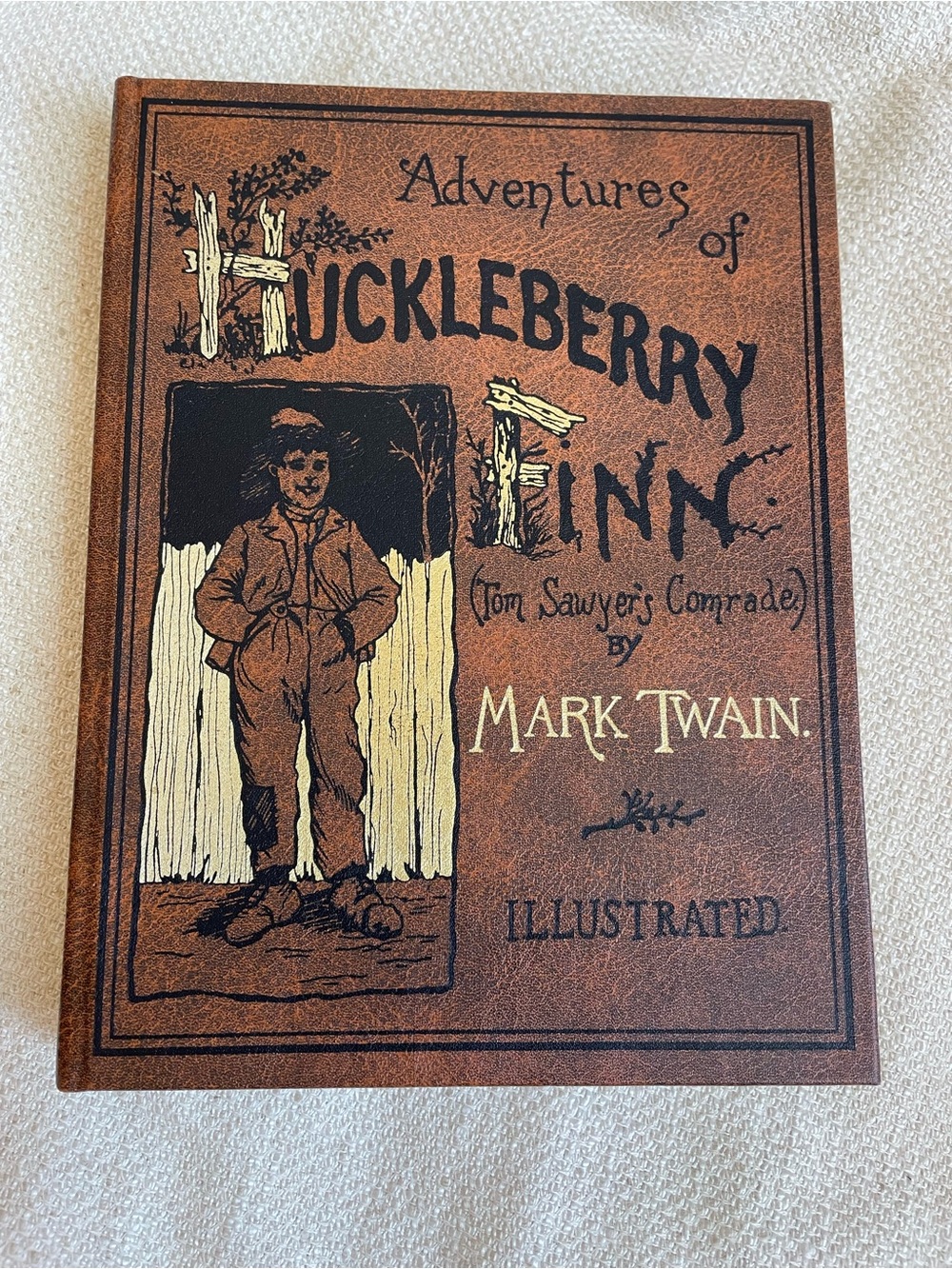 Vintage Limited Edition Huckleberry Finn by Mark Twain Illustrated Book 1993